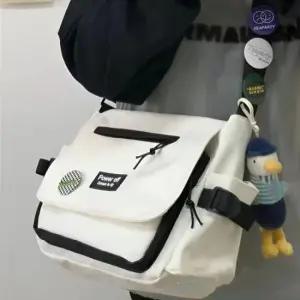 영패커 메신저백 옆으로매는책가방 노트북 아이패드 남성 대학생 고등학생 중학생가방 가벼운 학원가방