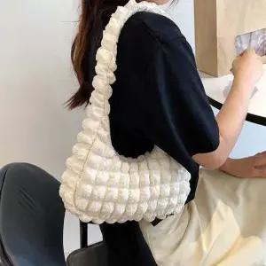 구름 백 와플 폼폼 미니 토트 숄더 버블 가방 호보