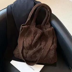 다크브라운 데일리 숄더 여성 백 니트가방 여자가방 겨울