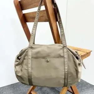 여자 캐주얼 숄더백 빅 여행 가방 카키