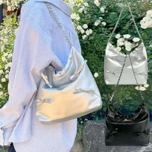 리본 포인트 체인 숄더백 여성용 데일리