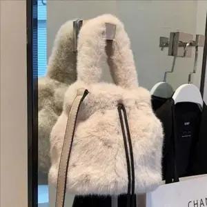 밍크 여자 겨울 가방 복조리 여성 버킷백 핸드백 양털