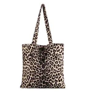 호피 숄더백 레오파드 조리 스퀘어 가방 베이지