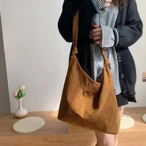 가방 여성 숄더백 보부상 매듭 디테일 코듀로이 무지