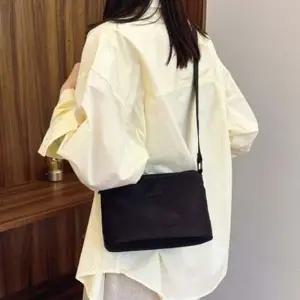 데일리여성 캐주얼 소프트 미니멀 크로스 핸드백