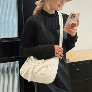 숄더백 여성 리본 주름 포인트 스트랩 데일리 나일론 가방