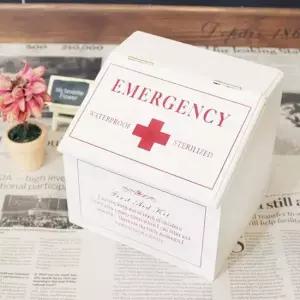 화이트 우드 구급함 바스켓 수납정리