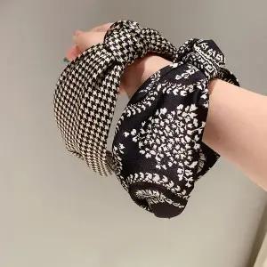 여성 헤어밴드 머리띠 페이즐리 넓은 패턴 꼬임 2종