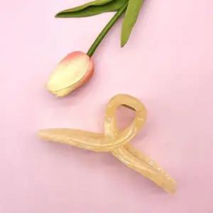 숱많은집게핀 여성 꼬임 집게 헤어핀 아이보리