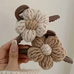 꽃모양 포인트 여성 집게핀 X2개 (랜덤) 올림머리핀