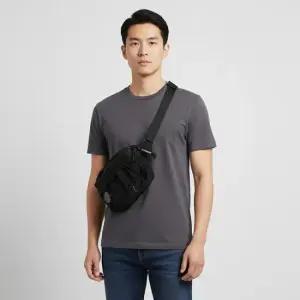 CP COMPANY 26SS NYLON B LENS WAISTBAG 20CMAC043A 005269G 999) 나일론 B 렌즈 웨이스트백)