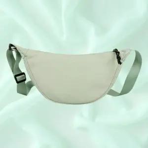 나일론 휴대용 외출용 슬링백 일상용 지갑 크로스백