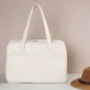 숄더백 데일리 심플 모던 스퀘어 빅 가방 아이보리