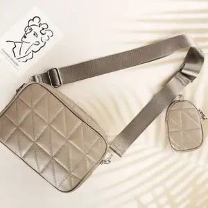 스트랩 캐주얼 퀼팅 파우치 가방 베이지