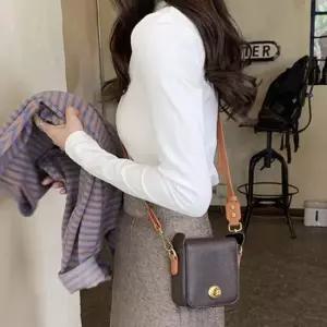 미니 사각백 예쁜 갈색가방 데이트룩 크로스백 코디 스퀘어미니백