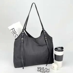 브랜드백 숄더백 여성 데일리백 스트랩 사각 쇼퍼백