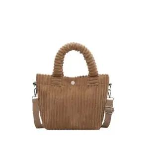 귀여운 느김 코듀로이 크로스백 데일리 핸드백 3컬러 직장인서류가방