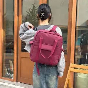 사각가방 여성 겸 브랜드백 토트백 백팩 여행가방