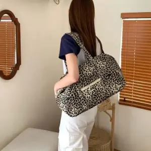 호피 레오파드 빅사이즈 빅 숄더백 가방 백 에코백 데일리 포인트 대학생 보부상