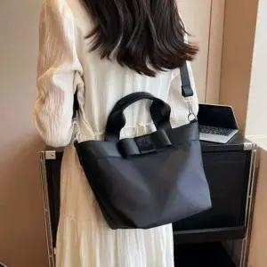 여성핸드백 데일리 토드 여성토트백 블랙 직장인 가방 백
