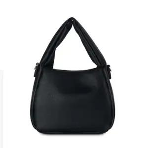 여성 크로스 토트백 데일리 출근룩 가방 블랙 여성토트백