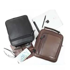 남자슬링백 30대 40대 남성 직장인 출근 업무 보조 가방 선택 소