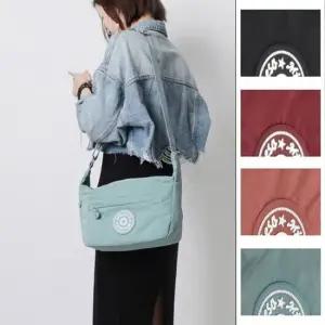 데일리크로스백 여성 여자 여학생 주부 가벼운 보조 가방 크로스백