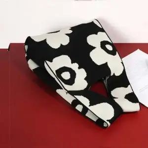 니트백 플라워 봉다리백 봉지 미니 손 가방 블랙 봉다리가방