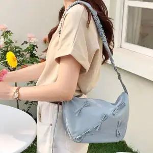 여성숄더백 곱창끈 크로스백 여성핸드백 블루