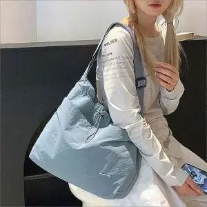 크로스백 여성 토트 전면포켓 스트링 마그네틱 나일론 가방 나일론크로스백