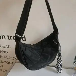 경량 크로스백 가방 여자 경량 캐주얼 데일리 심플 퀄팅