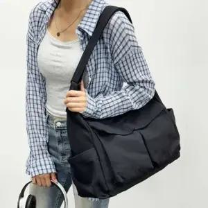 캔버스 큰가방 메신저백 크로스 여행 가방 블랙 여성크로스백