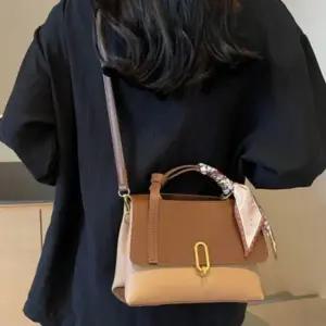 미니숄더백 여성 데일리 캐주얼 스카프 스퀘어백 크로스백 숄더백