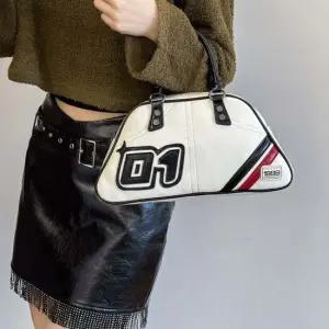 토트백 캐주얼 가죽 토트 크로스 백 손 가방 아이보리