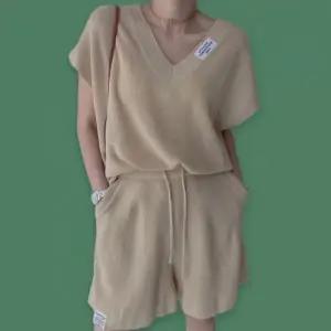 ( )투피스 여성 니트 셋업 나시 반바지 여름 세트 베이지 투피스세트