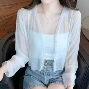 시스루 크롭 가디건 여성 여름 바캉스룩 자외선차단 세련된 상의 가벼운 비치웨어 코디