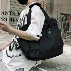 WL 캐주얼 여행 직장인 학생 크로스 백 가방 블랙