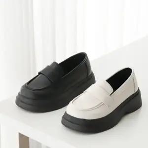 [옷자락]여자 사계절 착용 클래식 데일리 플랫폼 로퍼 슈즈