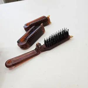 [콩심팥심]돈모 브러쉬 휴대용 접이식 빗