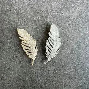 [하프클럽/]깃털 큐빅 브로치