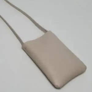 [하프클럽/]보조가방 핸드폰가방 마이크로백 플로랄화이트