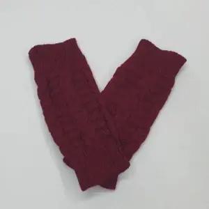 [하프클럽/]패션핸드워머 꽈배기 니트 핸드워머 손토시 와인