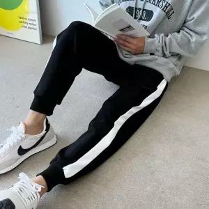 [하프클럽/]솔럭스 남자 옆줄 트레이닝 조거 팬츠 SD-220837