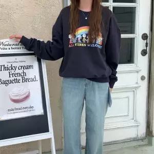 [옷자락]여자 라운드넥 무지개 스누피 프린팅 맨투맨