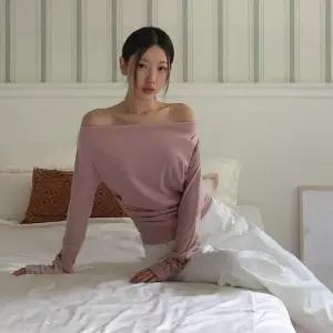 [옷자락]여자 오프숄더 언발 드레이핑 긴팔 티셔츠