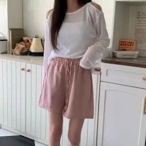 [옷자락]여자 보트넥 숄더 트임 시스루 긴팔 니트