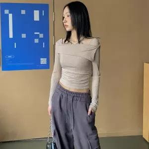 [옷자락]여자 사이드셔링 라운드 커팅 오프숄더 티셔츠