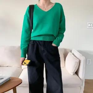 [옷자락]여자 브이넥 넥 디테일 기본 베이직 니트