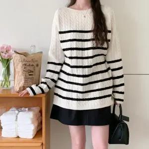 [옷자락]여자 보트넥 단가라 꽈배기 롱 니트