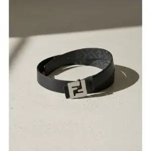 MUST IT_ 26SS Square FF Reversible Belt 7C0556 AQWH F0GWB) 스퀘어 벨트)